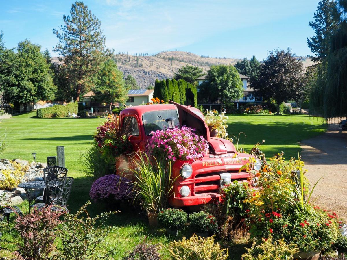 Rayleigh Riverfront Retreat- Peaceful Garden Oasis-25 Minutes To Ski Hill Kamloops Bagian luar foto